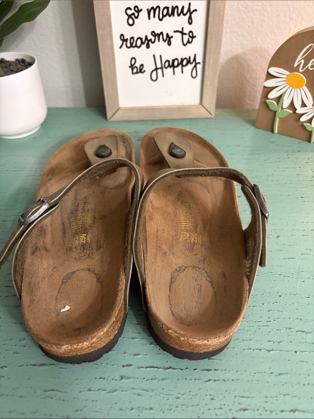 Birkenstock Olive Brown Leather Toe-Post Sandals - Picture 3 of 5